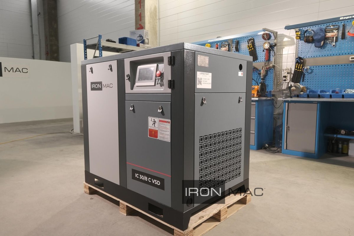 Винтовой компрессор IRONMAC IC 30/8 C VSD IP 55