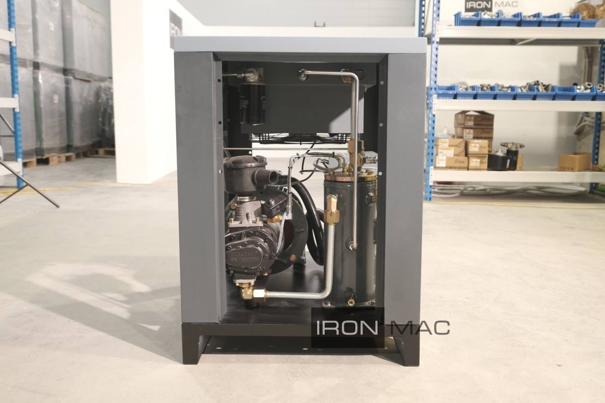 Винтовой компрессор IRONMAC IC 10/8 C VSD IP55