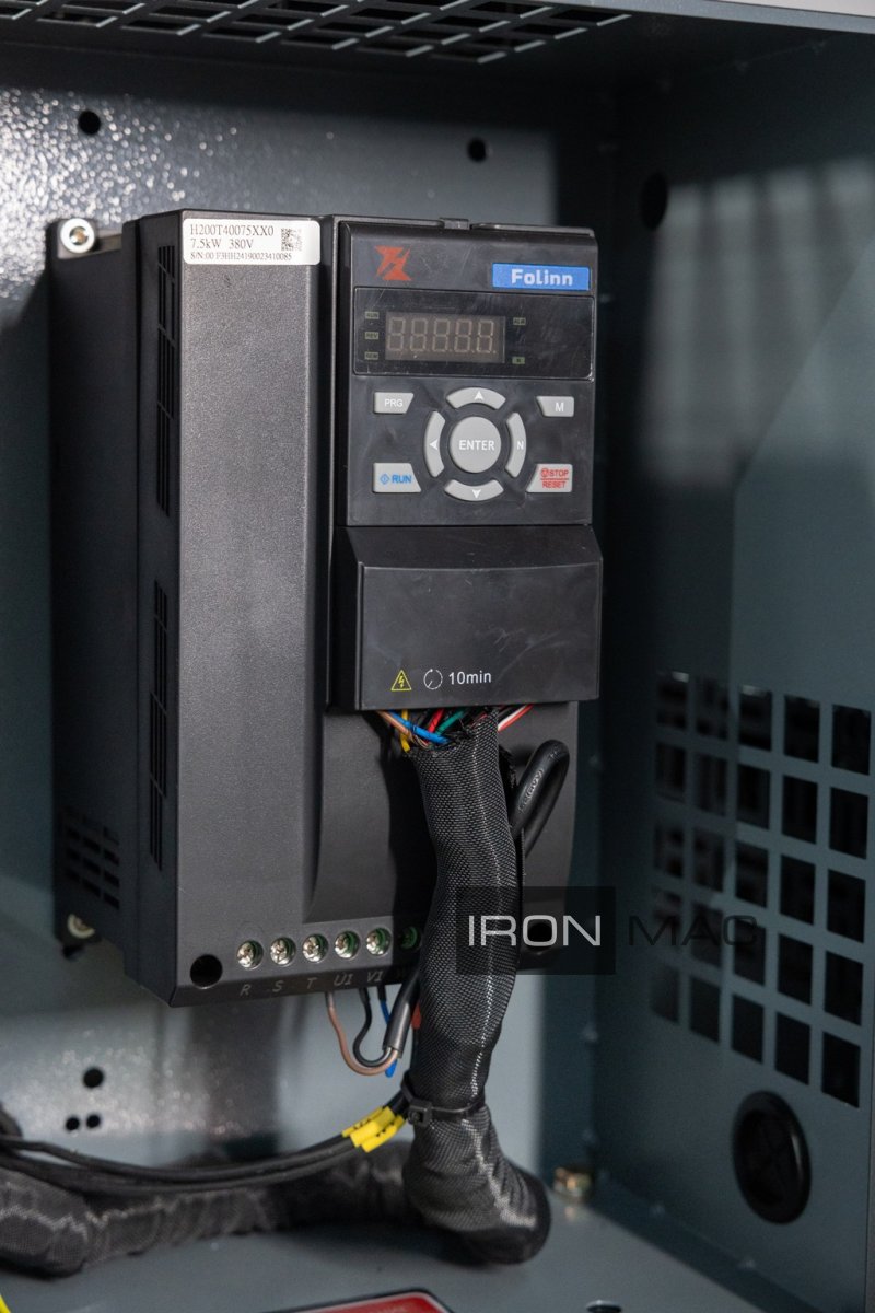 Винтовой компрессор IRONMAC IC 7,5/8 C VSD IP23