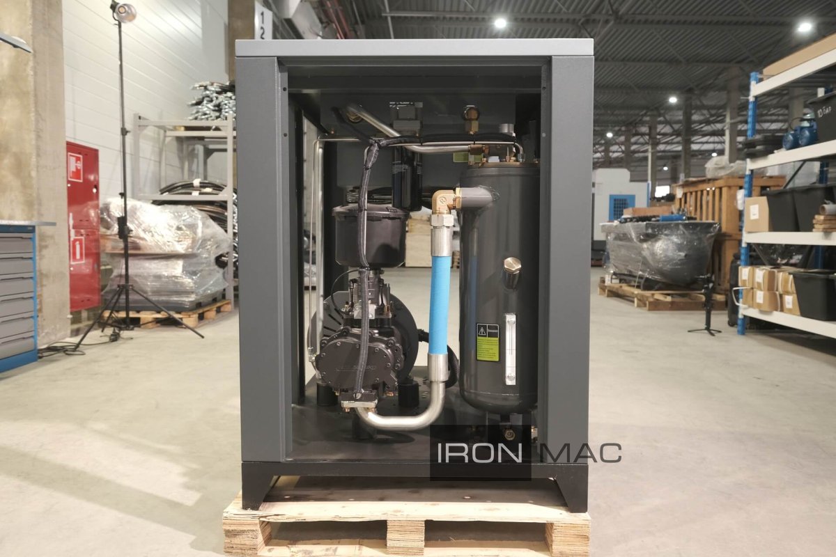 Винтовой компрессор IRONMAC IC 30/8 C VSD IP 55
